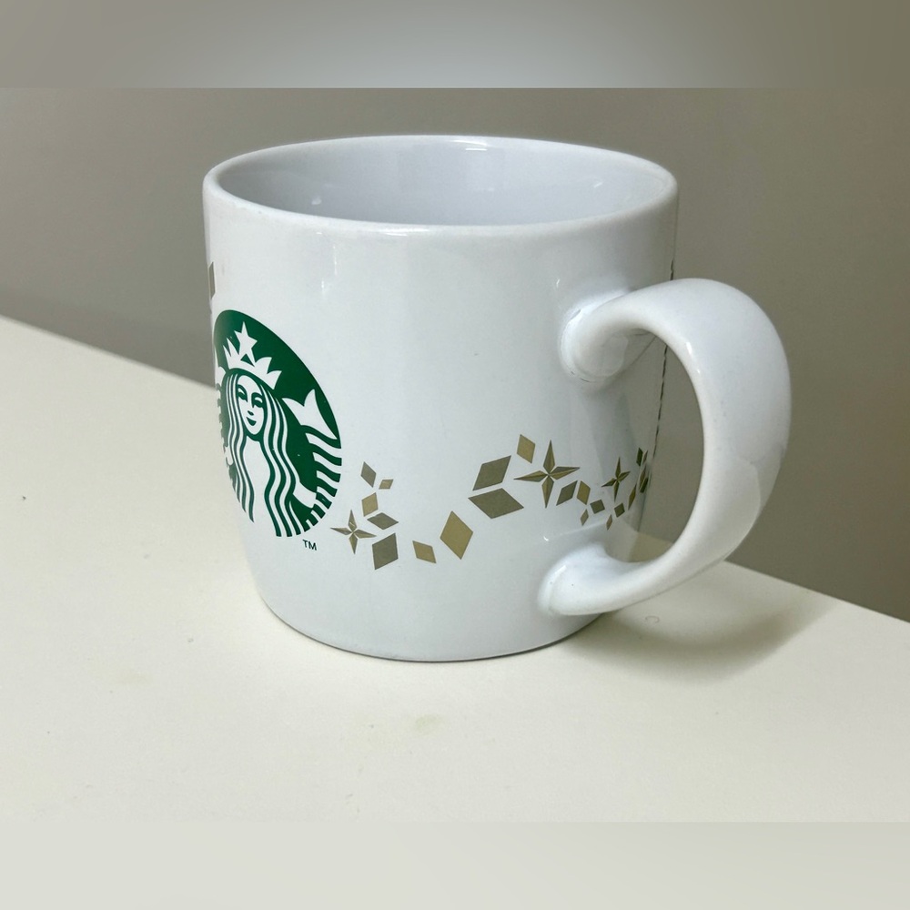 Vtg Holiday 2013 Officially Licensed 14 oz Siren Logo STARBUCKS COFFEE MUG